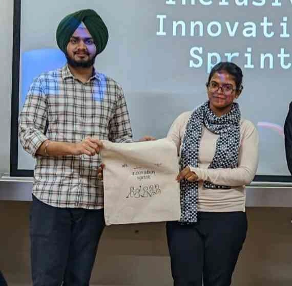 GN Group News : जीएनआईटी की छात्रा तुशिका रावत ने राष्ट्रीय स्तर की प्रतियोगिता में मारी बाजी, IIIT दिल्ली के "डिजाइन + हैक + पिच" स्प्रिंट में तीसरा स्थान हासिल