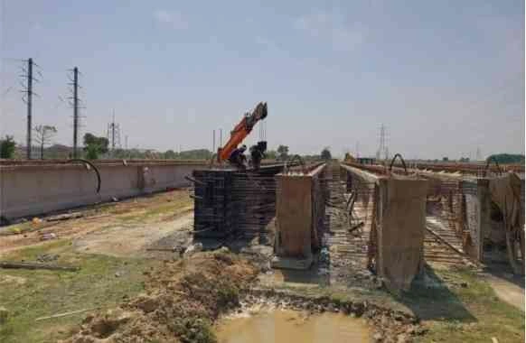 Greater Noida Palla News : ग्रेटर नोएडा में कनेक्टिविटी को नई रफ्तार, पल्ला आरओबी से मिग्सन तक बनने वाली छह लेन सड़क से बदलेगा सफर का अनुभव