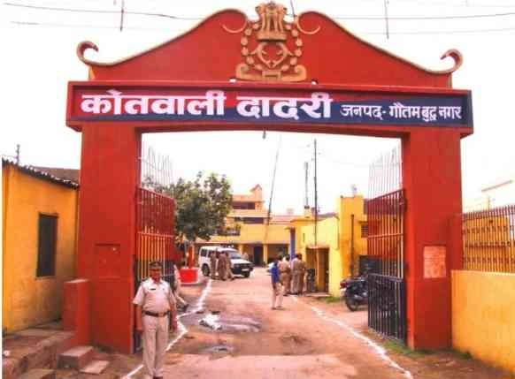 Dadri News : तेरहवीं से लौटते वक्त भाजपा नेता पर जानलेवा हमला, हमलावरों के हाथों में हथियार और लाठी-डंडे, बाल-बाल बचे नेता!, इलाके में दहशत, लोग बोले – अपराधी बेखौफ घूम रहे हैं