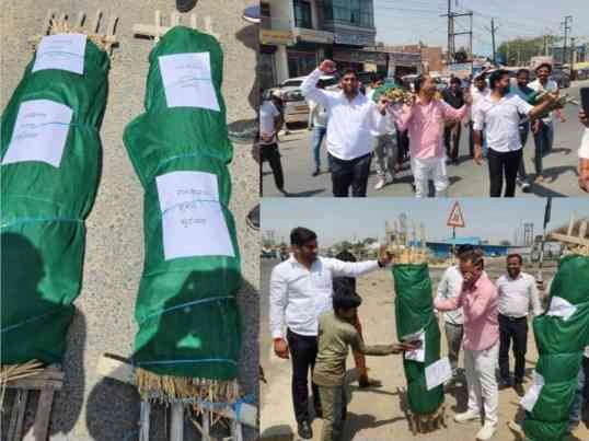 Breaking News : रामजी लाल सुमन और अखिलेश यादव को दी गई अंतिम विदाई, देशभर में गूंजे विरोध के स्वर!, महापुरुषों के अपमान पर आक्रोश, सड़कों पर उतरे लोग