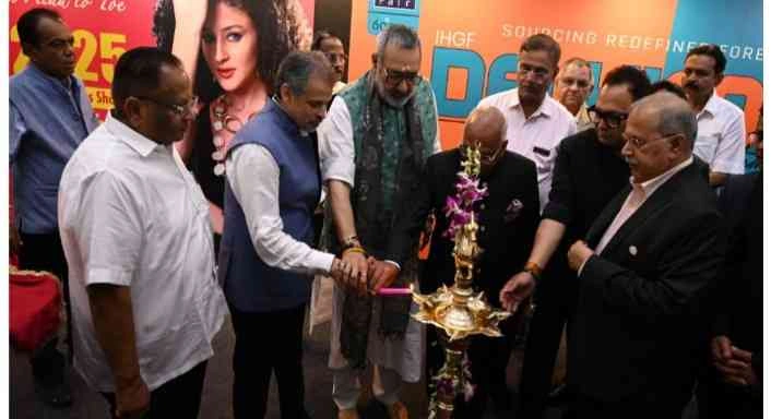 IHGF Spring 2025 : भारत की हस्तशिल्प परंपरा को नया आयाम देता 59वां आईएचजीएफ दिल्ली मेला- स्प्रिंग 2025, केंद्रीय वस्त्र मंत्री गिरिराज सिंह ने किया भव्य उद्घाटन, पहले ही दिन उमड़ा विदेशी खरीदारों का सैलाब