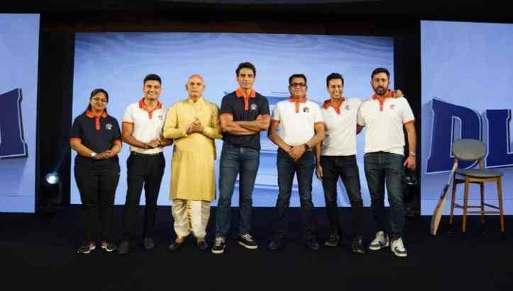 Dream League Gali Cricket News : गली-गली का क्रिकेट अब इंटरनेशनल लेवल पर उड़ान भरेगा!, सोनू सूद बने कमिश्नर, सलीम मर्चेंट जैसे सितारे भी जुड़े, ‘ड्रीम लीग ऑफ इंडिया’ से बदलेगा टेनिस क्रिकेट का भविष्य,