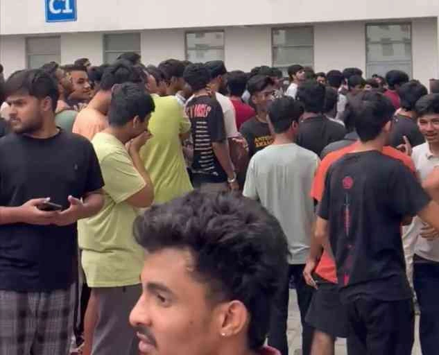 Bennett University News : देश में तनावपूर्ण हालात के बीच बेनेट यूनिवर्सिटी में छात्रों का फूटा गुस्सा, ऑनलाइन परीक्षा की मांग को लेकर देर रात तक हंगामा, बोले- घर जाना है, सुरक्षा पहली प्राथमिकता