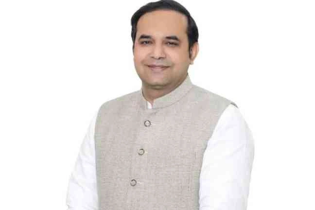 Breaking News : नोएडा में विकास कार्यों की रफ्तार पर ब्रेक, FONRWA ने जताई नाराज़गी, अध्यक्ष ने कहा – बुनियादी सुविधाओं का हाल बेहाल, नोएडा प्राधिकरण के अधिकारी दें जवाब