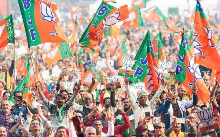 Breaking News : “ऑर्गेनिक सब्जी और राजनीतिक बाज़ीगरी, भाजपा कार्यालय में विधायक ने किया मजेदार खुलासा, सांसद हुए असहज, रफ़्तार टुडे की रिपोर्ट एक साल पहले ही खोल चुकी थी सच्चाई का पिटारा”