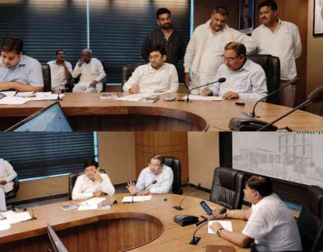 Greater Noida Authority News : मायचा में किसानों की लीजबैक लड़ाई पहुंची निर्णायक दौर में! प्राधिकरण की सुनवाई जारी, 26 प्रकरणों पर हुआ विचार, प्राधिकरण की समिति ग्रामवार कर रही सुनवाई, सबूतों के साथ पेश हुए ग्रामीण, उम्मीद – जल्द मिलेगा न्याय
