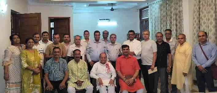Greater Noida News : संस्कार, सेवा और संकल्प की अलख जगाने की पहल!, ग्रेटर नोएडा में वनवासी रक्षा परिवार फाउंडेशन की जिला योजना बैठक सम्पन्न, धर्मांतरण रोकने और संस्कार केंद्र खोलने का लिया गया संकल्प
