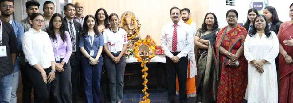 Llyod College News : लॉयड बिजनेस स्कूल में नए भविष्य की उड़ान, पीजीडीएम दीक्षारंभ कार्यक्रम 2025 से शुरू हुआ आत्मविकास, नेतृत्व और नवाचार का सफर, ब्रिगेडियर मुद्गिल से मिली ऊर्जा "अंदर की शक्ति को पहचानो"