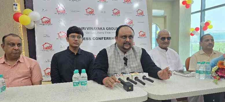 India SVG Expo Plaza :  ग्रेटर नोएडा को मिला नया 'लाइफस्टाइल डेस्टिनेशन',  SVG के India Expo Plaza में खुले Food Court, Croma से लेकर KFC तक सब कुछ एक छत के नीचे!, लोकेशन जो बनती है Landmark, मेट्रो से डायरेक्ट कनेक्टिविटी