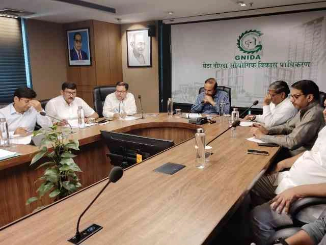 Greater Noida Authority News : डाढ़ा गांव के किसानों को मिला इंसाफ!, 104 किसानों को आबादी भूखंड, 40 का ड्रॉ संपन्न – जल्द मिलेंगे आवंटन पत्र, भूखंडों का ड्रॉ पारदर्शी ढंग से सम्पन्न
