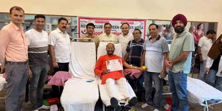 Rotary Club News : जन्मदिन बना ‘रक्त’ सेवा का पर्व!, रोटरी क्लब ग्रीन ग्रेटर नोएडा के रक्तदान शिविर में 23 यूनिट रक्त एकत्र, मनीष डावर ने जन्मदिवस पर किया रक्तदान, रक्तदान को समाज को दिया जीवनदान का संदेश