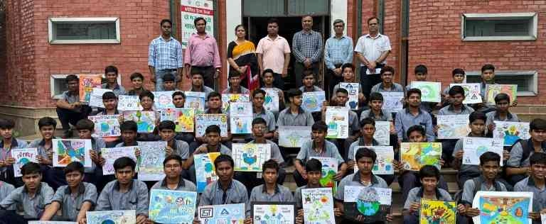 GautamBudha Balak News : चित्रों के रंगों में बिखरी पर्यावरणीय चेतना, गौतम बुद्ध बालक इंटर कॉलेज में चित्रकला प्रतियोगिता का आयोजन सफलतापूर्वक संपन्न— 