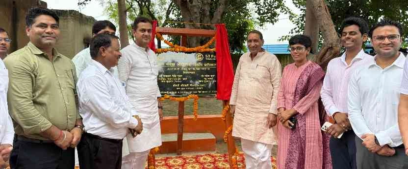 Greater Noida Authority News : ग्रेटर नोएडा को मिला पहला बायो-गैस प्लांट, गोशाला के गोबर से बनेगी कंप्रेस्ड बायो गैस, दादरी विधायक तेजपाल नागर, भाजपा जिलाध्यक्ष और ACEO श्रीलक्ष्मी वीएस ने किया शिलान्यास