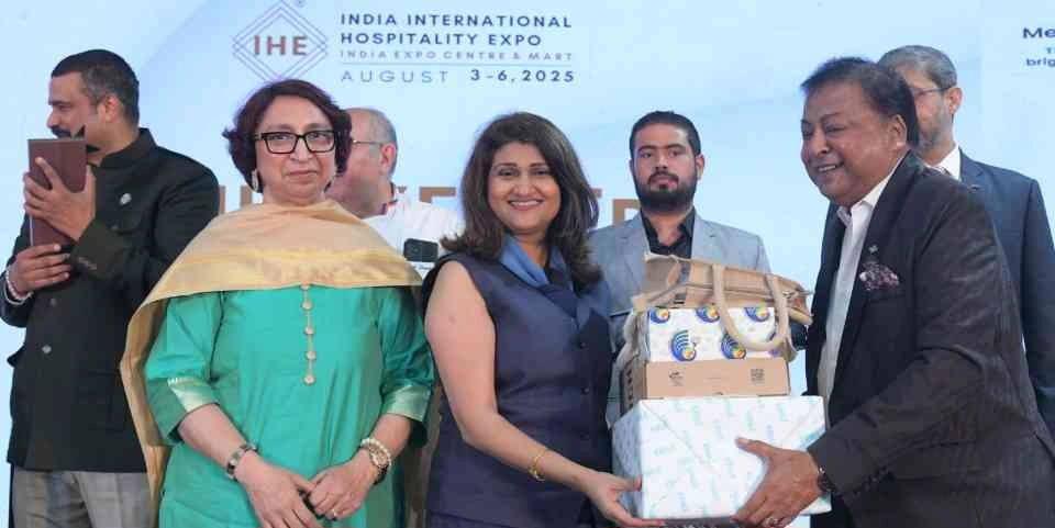 India Hospitality Expo News : IHE 2025 के तीसरे दिन छाया जोश, जज़्बा और जबरदस्त जुड़ाव, हॉस्पिटैलिटी सेक्टर के हर कोने से उमड़ा जनसैलाब, हुआ नवाचार, नेटवर्किंग और नॉलेज शेयरिंग का महाकुंभ!