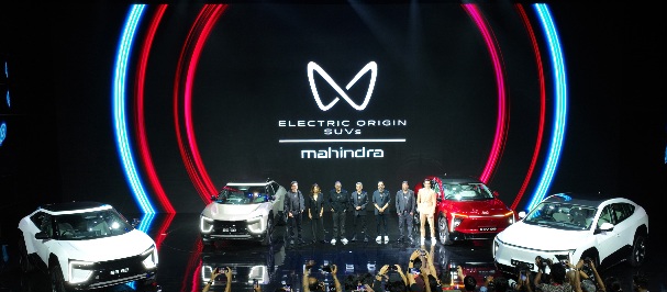 Mahindra EV SUV News : महिंद्रा ने लॉन्च की दो नई इलेक्ट्रिक एसयूवी, बीई 6ई और एक्सईवी 9ई, कीमत ₹18.90 लाख से शुरू, जानें इसके शानदार फीचर्स और तकनीकी ताकत