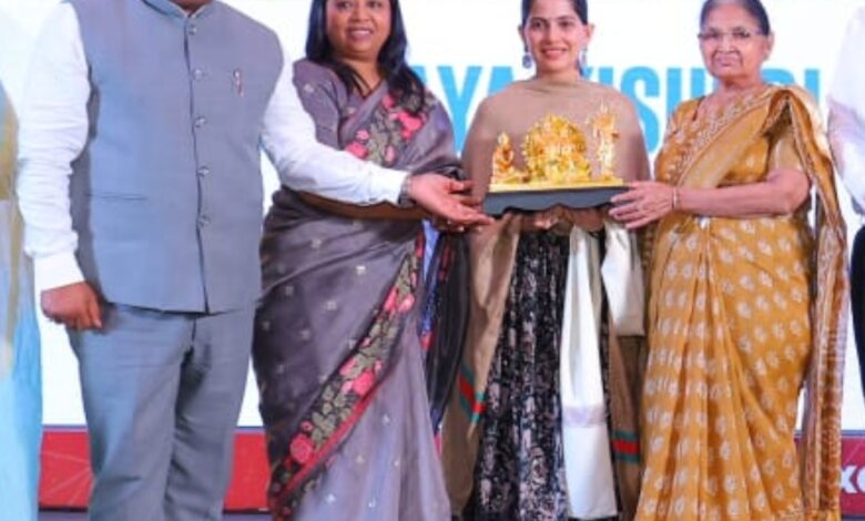ग्रेटर नोएडा GNIOT में नवप्रवेशित पीजीडीएम विद्यार्थियों के लिए ओरिएंटेशन कार्यक्रम का आयोजन, “जीवन में सफलता पाने के लिए धैर्य, स्थिरता और शांतिपूर्ण मानसिक स्थिति आवश्यक है”- जया किशोरी