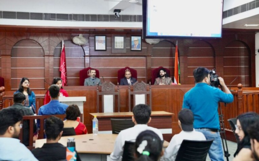 Galgotia University News : गलगोटियास विश्वविद्यालय ने "भारत और लैटिन अमेरिका में लिंग आधारित हिंसा, लोकतांत्रिक प्रतिक्रियाओं की असंभावनाओं का मानचित्रण" पर आयोजित किया अतिथि व्याख्यान
