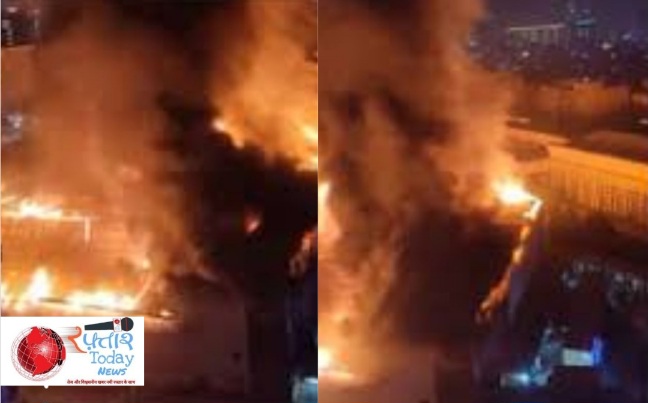 Greater Noida West Diwali News : दिवाली की रात बड़ा हादसा, ग्रेटर नोएडा वेस्ट की सोसायटी के फ्लैट में लगी आग