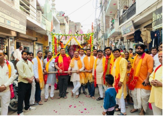 Surajpur Goverdhan Maharaj News : 