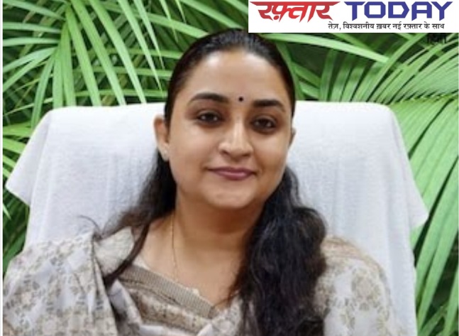 Yumana Authority News : IAS श्रुति की प्रेरणादायक यात्रा,  इंजीनियरिंग की पढ़ाई से नोएडा की एसीईओ और अब यमुना प्राधिकरण की कार्यवाहक सीईओ का पदभार संभालने तक का सफर!