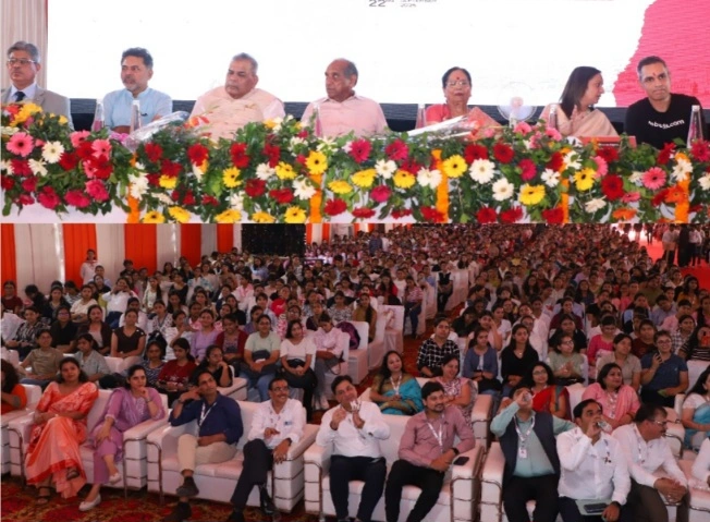 NIET Orientation News : एनआईईटी ग्रेटर नोएडा में भव्य ओरिएंटेशन प्रोग्राम, अंकुर वारिकू के ऊर्जावान संबोधन से छात्रों में भरा आत्मविश्वास और नई उड़ान की प्रेरणा, 