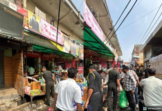 Authority News : सड़क किनारे कूड़ा फेंकने वालों पर ग्रेटर नोएडा प्राधिकरण का सख्त एक्शन, साइट-4 स्थित कंपनी D 65 पर लगा ₹1.13 लाख का भारी जुर्माना, ऐच्छर मार्केट में चला जागरूकता अभियान, प्राधिकरण ने दिखाई सख्ती, ‘नो कम्प्रोमाइज ऑन क्लीननेस’ का संदेश, एसीईओ श्रीलक्ष्मी वी.एस. की अपील
