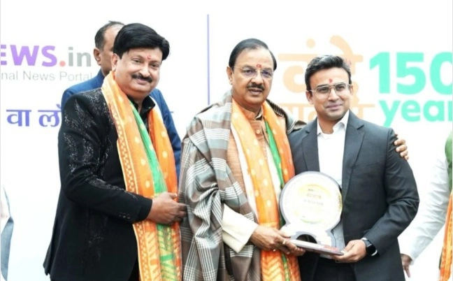 Galgotia University News : “वंदे मातरम” की 150 साल की गूंज गलगोटिया विश्वविद्यालय में जब सुर, संस्कृति और राष्ट्रभाव एक साथ, सांसद महेश शर्मा बोले—यह भारत की आत्मा का स्वर है