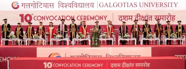 Galgotia University News : “संघर्ष में झुकना सीखो, तभी ऊंचाई छुओगे”, गलगोटिया यूनिवर्सिटी के दीक्षांत समारोह में गूंजा प्रेरणा का संदेश, इसरो के पूर्व अध्यक्ष डॉ. ए. एस. किरण कुमार का संदेश—“सीखना कभी बंद मत करो”, चांसलर सुनील गलगोटिया का प्रेरक मंत्र—“आंधी में झुकना ही असली ताकत”