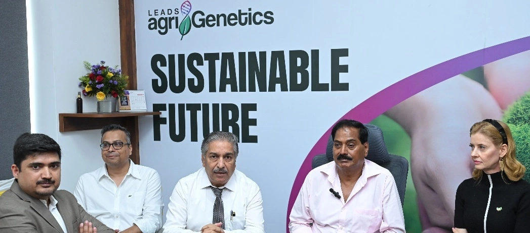 Greater Noida News : ग्रेटर नोएडा से शुरू हुई कृषि और जीनोमिक्स की नई इबारत, भारत का पहला निजी इंटीग्रेटेड सेंटर ऑफ एक्सीलेंस फॉर कैटल एंड प्लांट जीनोमिक्स बना किसानों और विज्ञान का संगम, लीड्स एग्री जेनेटिक्स और लीड्स कनेक्ट की भूमिका, भारत की एग्री-बायोटेक यात्रा में ऐतिहासिक पड़ाव