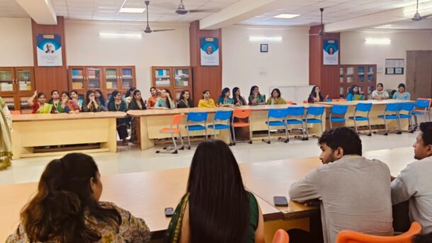 Greater Noida News: जीएन ग्रुप ऑफ इंस्टीट्यूट्स में तीज उत्सव की धूम, हरे परिधान और प्रस्तुतियों ने बिखेरा रंग