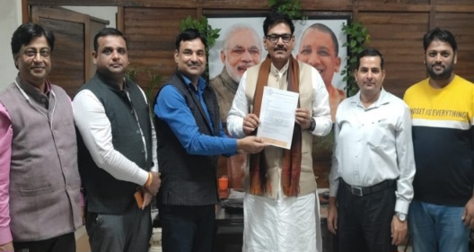 MSME Entrepreneurs News : एमएसएमई उद्यमियों को राहत की उम्मीद! जेवर विधायक से उठी औद्योगिक भूखंड नीलामी पर चिंता