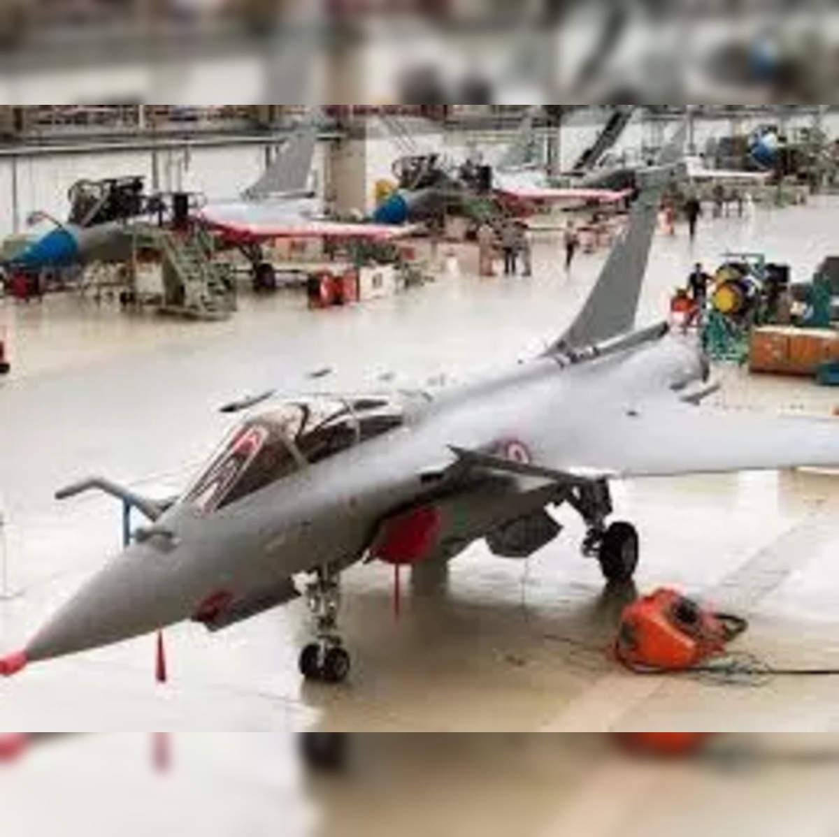 Noida International Airport के पास मिराज 2000 और राफेल दसॉल्ट एविएशन का MRO सुविधा स्थापित करने का प्रस्ताव, Dassault Aviation ने भारत सरकार से मांग की है
