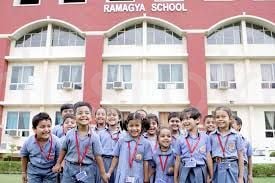 Ramagya School News : रामाज्ञा स्कूल पर कड़ा एक्शन, सरकार के आदेश की अवहेलना पर सील की तैयारी, आरटीई के तहत गरीब बच्चों का दाखिला न देने पर कार्रवाई