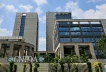 Greater Noida Authority News : “अब ग्रेटर नोएडा की हर गली-कूचे में रहेगी सुरक्षा की चौकसी! 227 करोड़ की ‘ऑल-सी आइ’ योजना से शहर बनेगा हाई-टेक सुरक्षा किला”, 350 लोकेशन, 2700 कैमरे और सुपर मॉडर्न टेक्नोलॉजी — ग्रेटर नोएडा में सेफ सिटी का सपना अब हकीकत बनने को तैयार! 22 greno authority 1 1536x840 converted 1