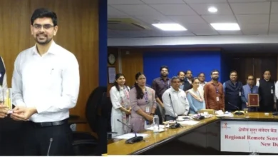 Greater Noida Authority News : “अब जमीन पर नजर आसमान से!”, ग्रेटर नोएडा बना एआई-सैटेलाइट आधारित अतिक्रमण मॉनिटरिंग शुरू करने वाला देश का पहला प्राधिकरण, एआई और सैटेलाइट से होगी निगरानी, डेटा-ड्रिवन और प्रैक्टिव प्रवर्तन व्यवस्था, परियोजना का क्रियान्वयन मुख्य कार्यपालक अधिकारी NG Ravi Kumar के निर्देशन में किया जा रहा है 21 Screenshot 20260226 210347 PicCollage converted