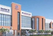 Breaking School News : “धूप में सजा या लापरवाही?, ग्रेनो वेस्ट के नामी स्कूल पर पेरेंट्स का फूटा गुस्सा!”, “अनुशासन या अत्याचार?, धूप में ‘सजा’ बन गई सज़ा-ए-गर्मी—ग्रेटर नोएडा वेस्ट के नामी स्कूल में 50 बच्चों की तबीयत बिगड़ी, पेरेंट्स का फूटा गुस्सा!” 10 Screenshot 20260422 113612 Google converted