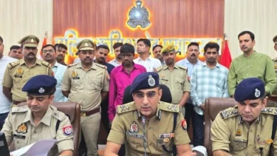 UP Police News : “घर के चार शव, करोड़ों के गहने और दोस्ती में खून!, प्रयागराज हत्याकांड का सनसनीखेज खुलासा, बेटे पर परिवार की हत्या का आरोप, फिर साथी ने ही कर दिया उसका अंत, 24 घंटे में खुलासे का दावा, आरोपी मित्र हिरासत में, 1.5 करोड़ रुपये के गहनों की चर्चा 5 20260603 212754 converted
