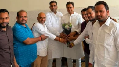 Bjp News : फावड़ा उठा, नहर चमकी और खेतों में लौट आई उम्मीद!, तिलपता में भाजपा नेताओं के नेतृत्व में चला महाअभियान, किसानों को मिलेगा सिंचाई का नया संबल, ग्राम तिलपता में नहर सफाई अभियान बना जनभागीदारी का उदाहरण, जिलाध्यक्ष अभिषेक शर्मा और विधायक तेजपाल नागर ने संभाली कमान, ग्रामीणों ने श्रमदान कर लिखी विकास की नई कहानी 5 IMG 20260625 WA0025 converted