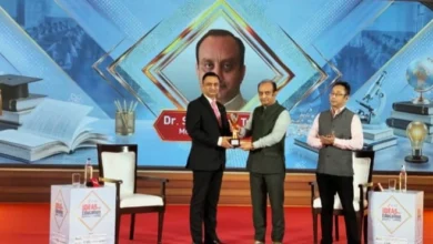 NIET College News : सिर्फ डिग्री नहीं, ‘ड्रीम करियर’ की तैयारी!, राष्ट्रीय मंच पर छाया NIET, निदेशक डॉ. विनोद कापसे ने बताया कैसे बनेंगे इंडस्ट्री के सुपरस्टार, भविष्य की शिक्षा पर हुई गंभीर चर्चा, 'पहले दिन से इंडस्ट्री के लिए तैयार हों विद्यार्थी', NIET को राष्ट्रीय मंच पर मिला सम्मान 29 IMG 20260723 WA0032 converted